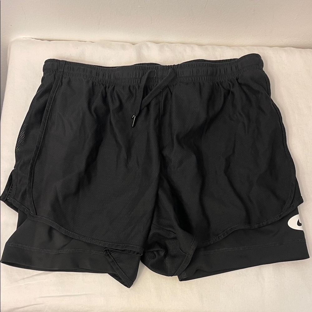 Nike Dri-Fit Girls Black Shorts Size XL